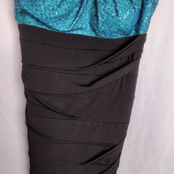 ruby Rox sequined dress - Picture 3 of 6